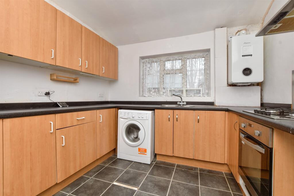2 bed Semi-Detached