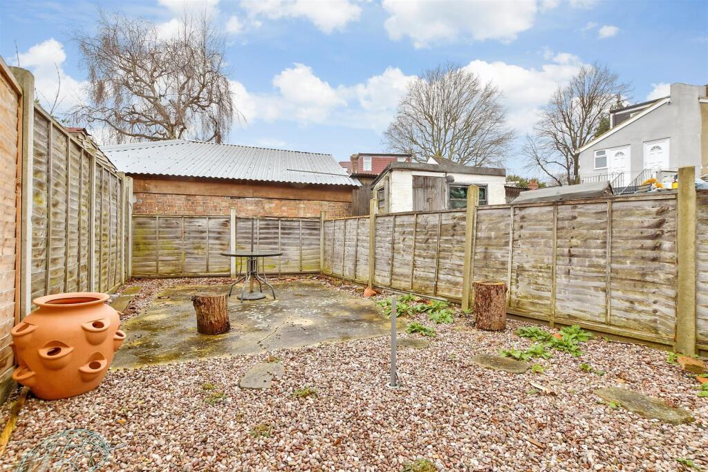 2 bed Semi-Detached