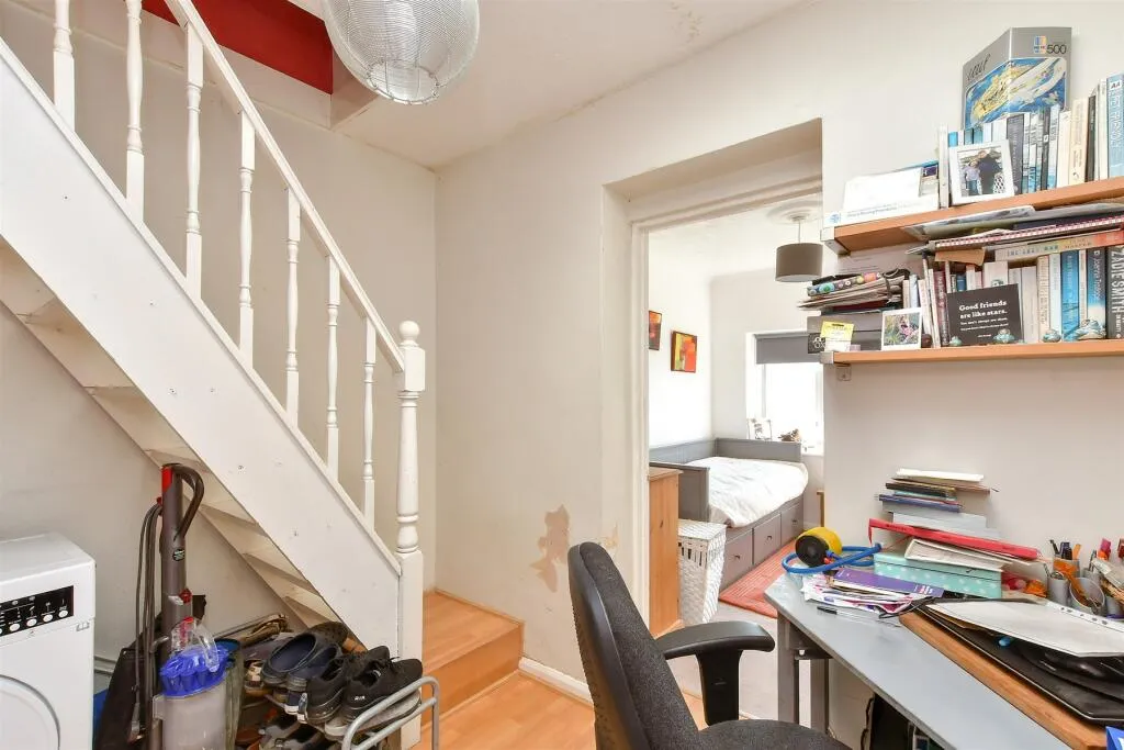 2 bed Semi-Detached Bungalow