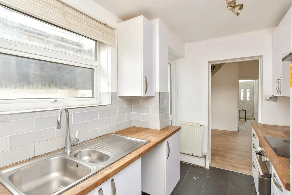 2 bed Terraced