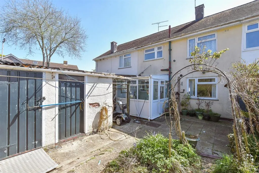 3 bed Terraced
