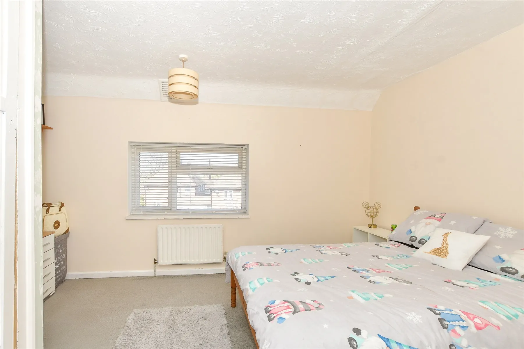 4 bed Terraced