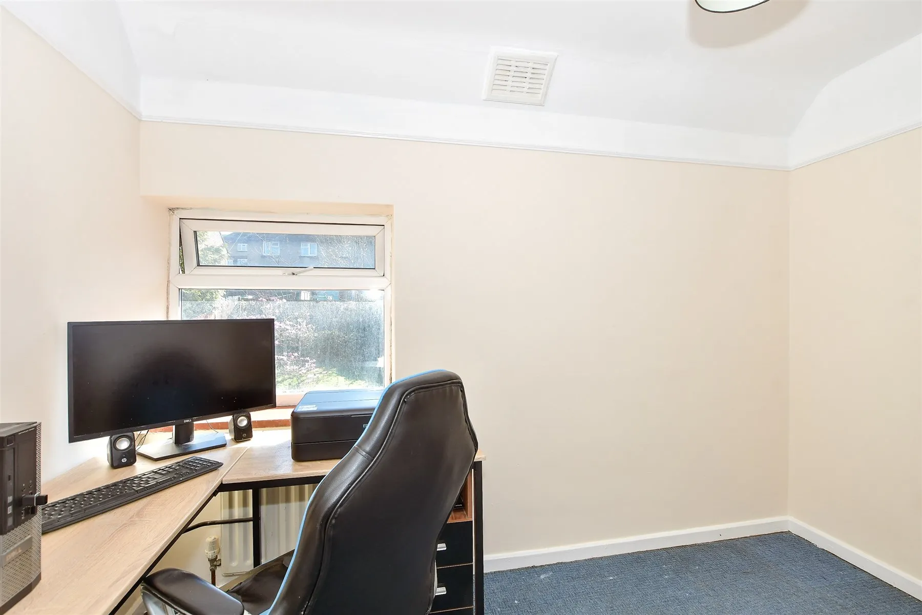 4 bed Terraced