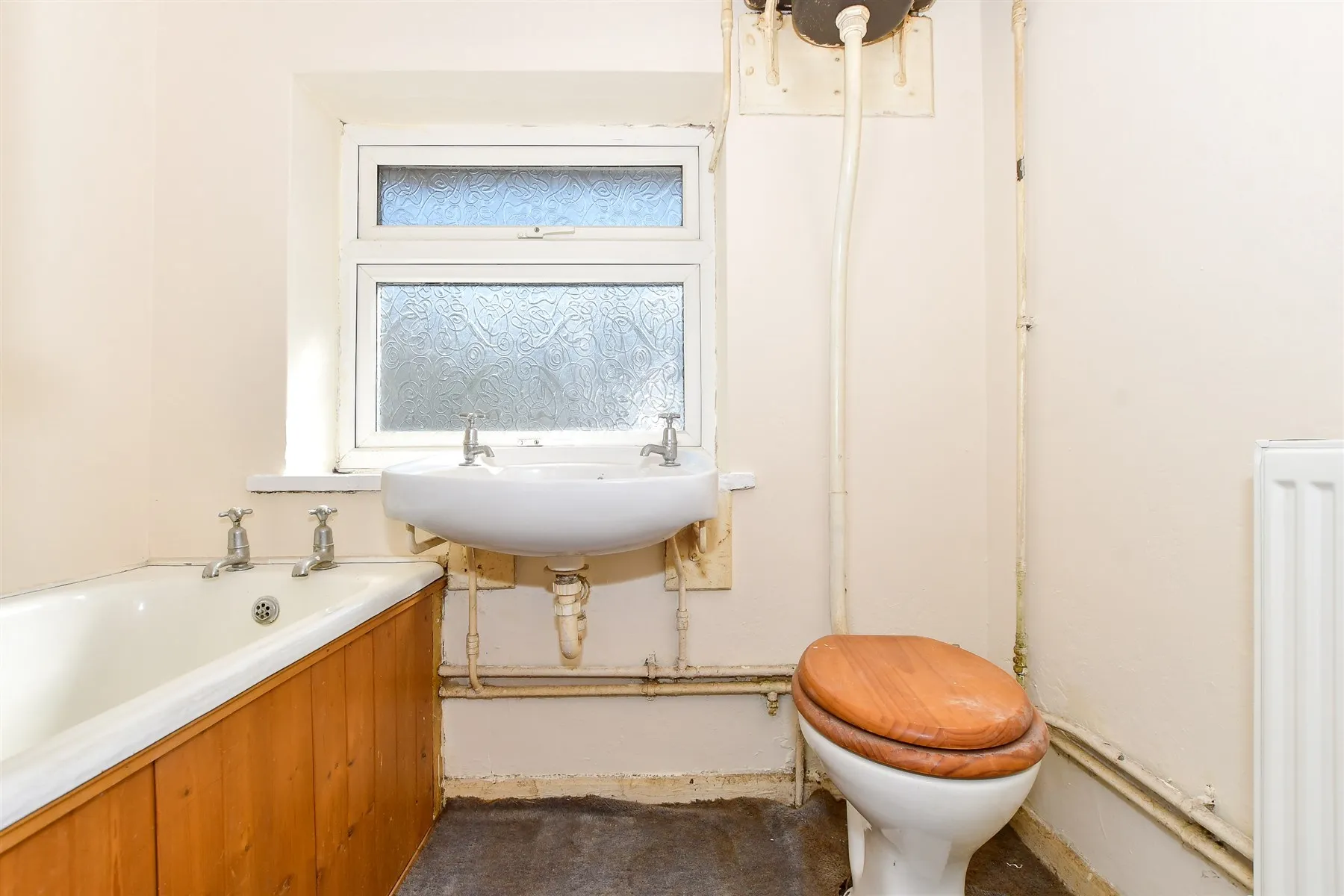 4 bed Terraced