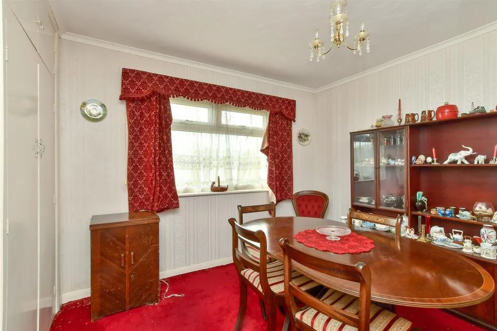 3 bed Detached