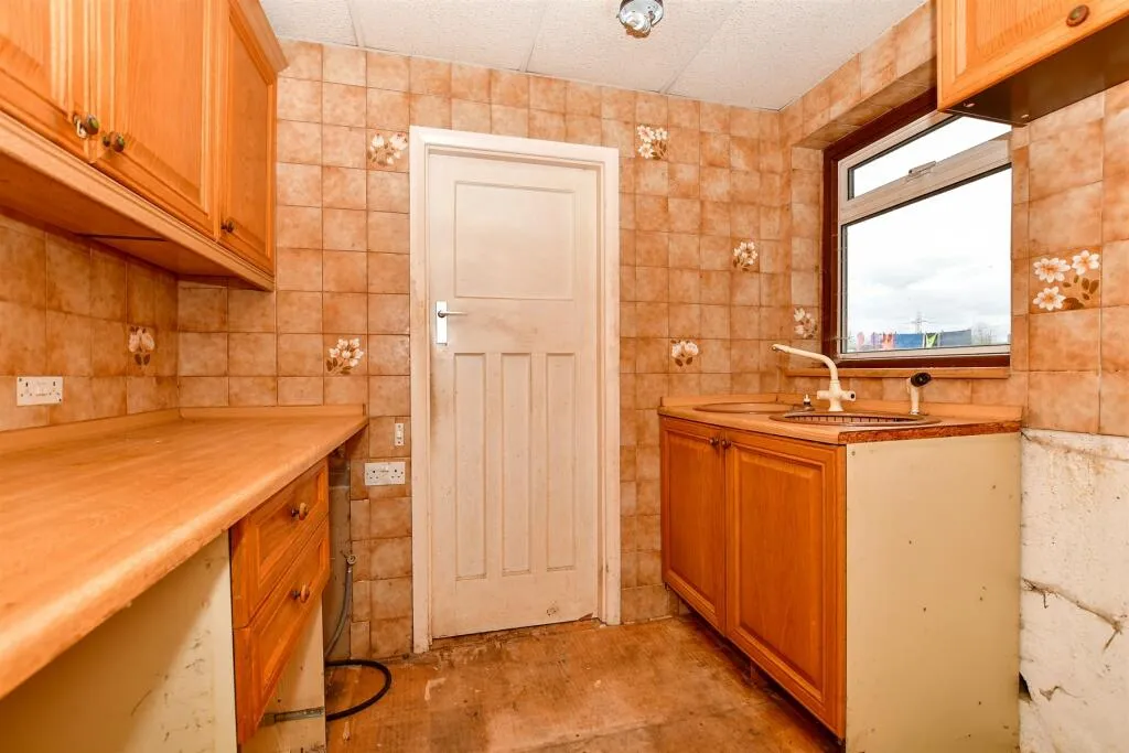 2 bed Semi-Detached
