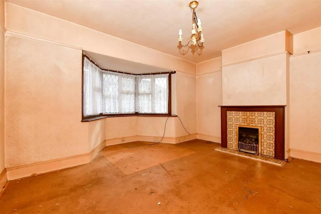 2 bed Semi-Detached