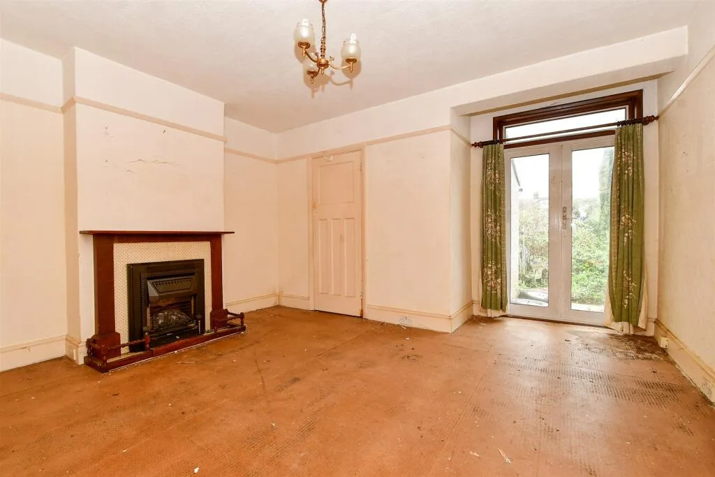2 bed Semi-Detached