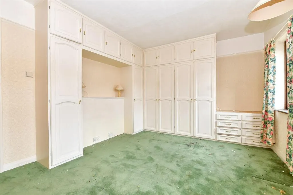 2 bed Semi-Detached