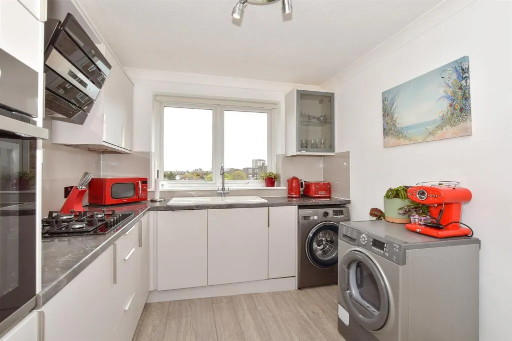 2 bed Apartment
