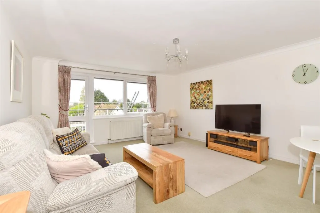 2 bed Apartment