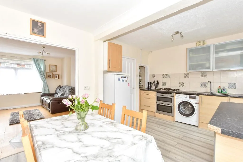 3 bed Terraced