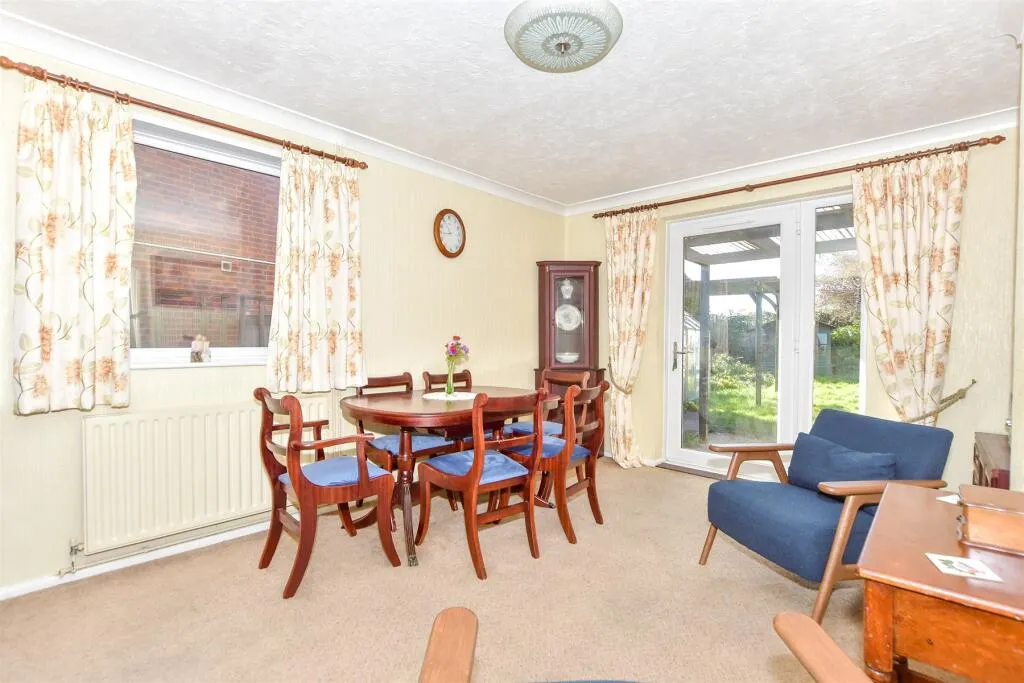 3 bed Semi-Detached