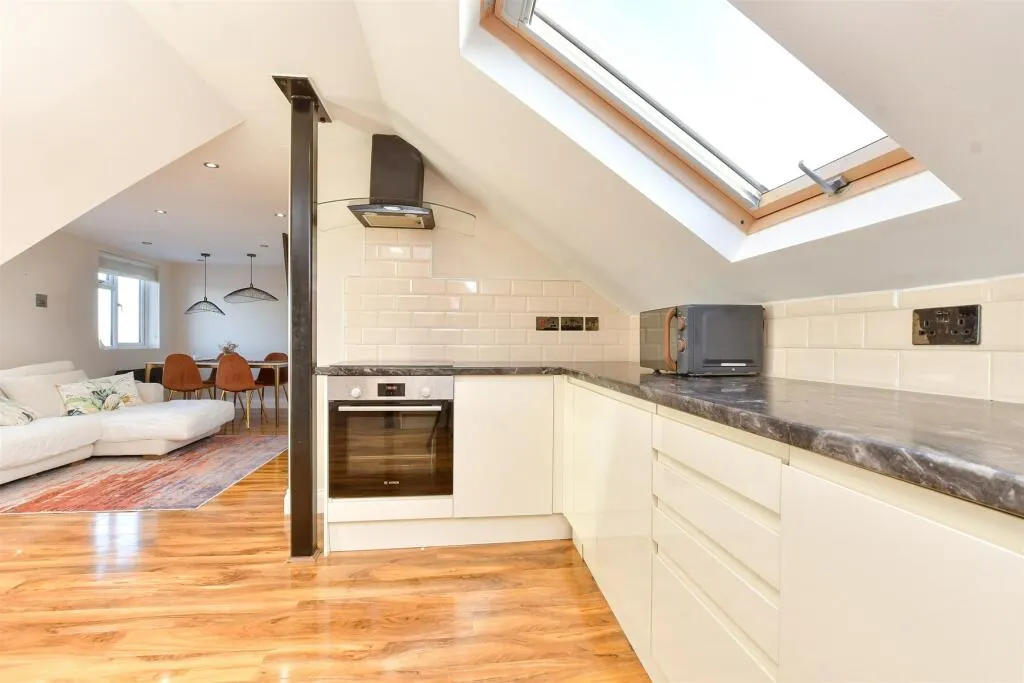 2 bed Apartment