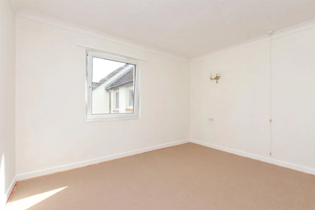 1 bed Retirement Property