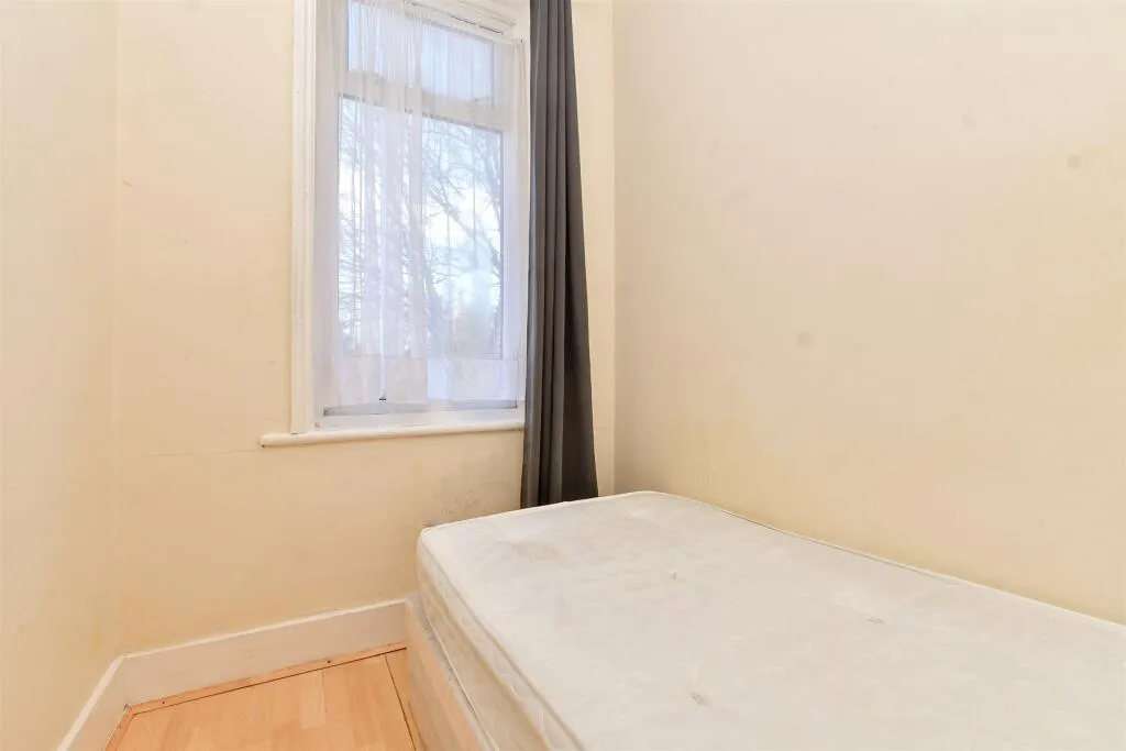 3 bed Maisonette