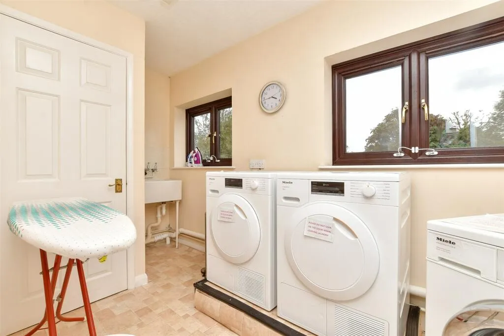 2 bed Apartment