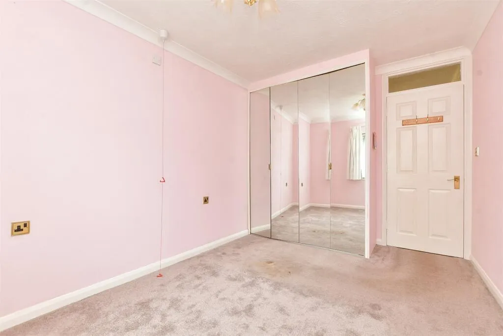 2 bed Apartment