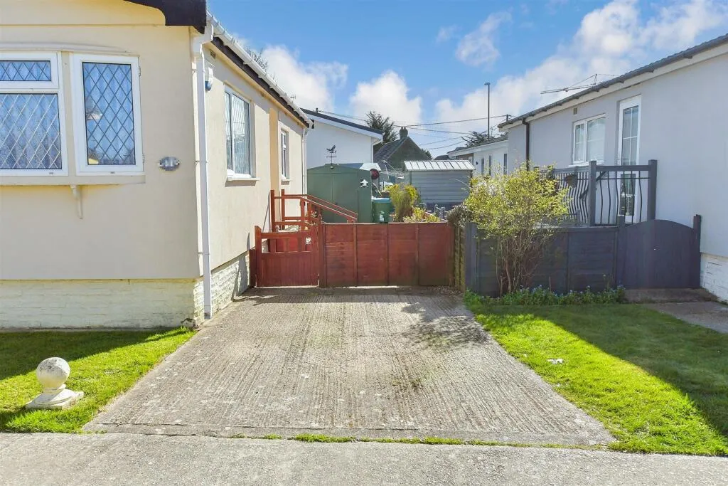 2 bed Park Home