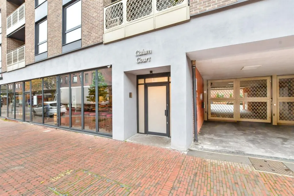 2 bed Apartment