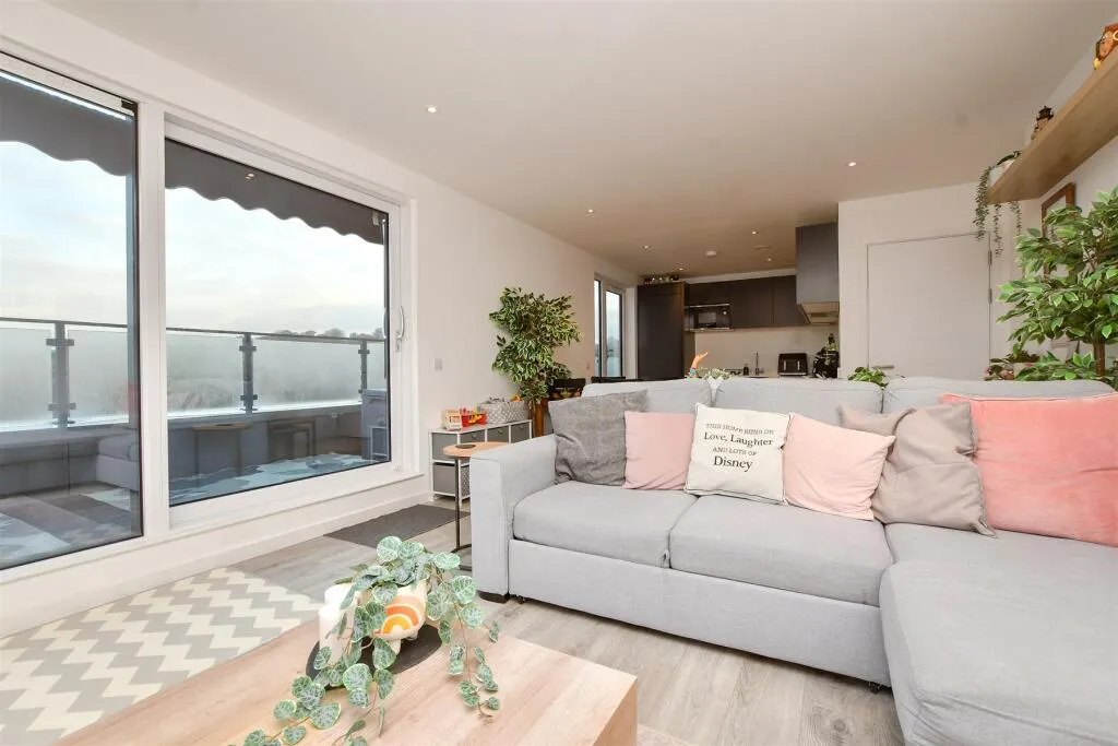 2 bed Apartment