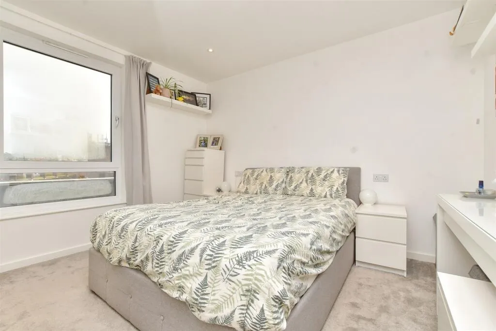 2 bed Apartment