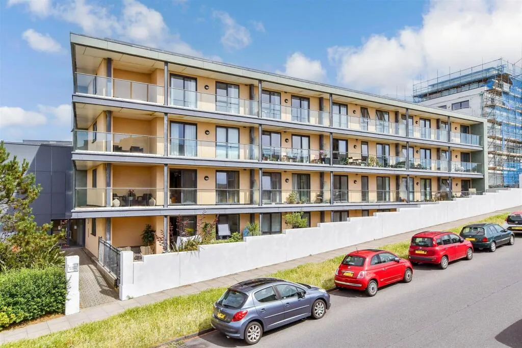 2 bed Apartment