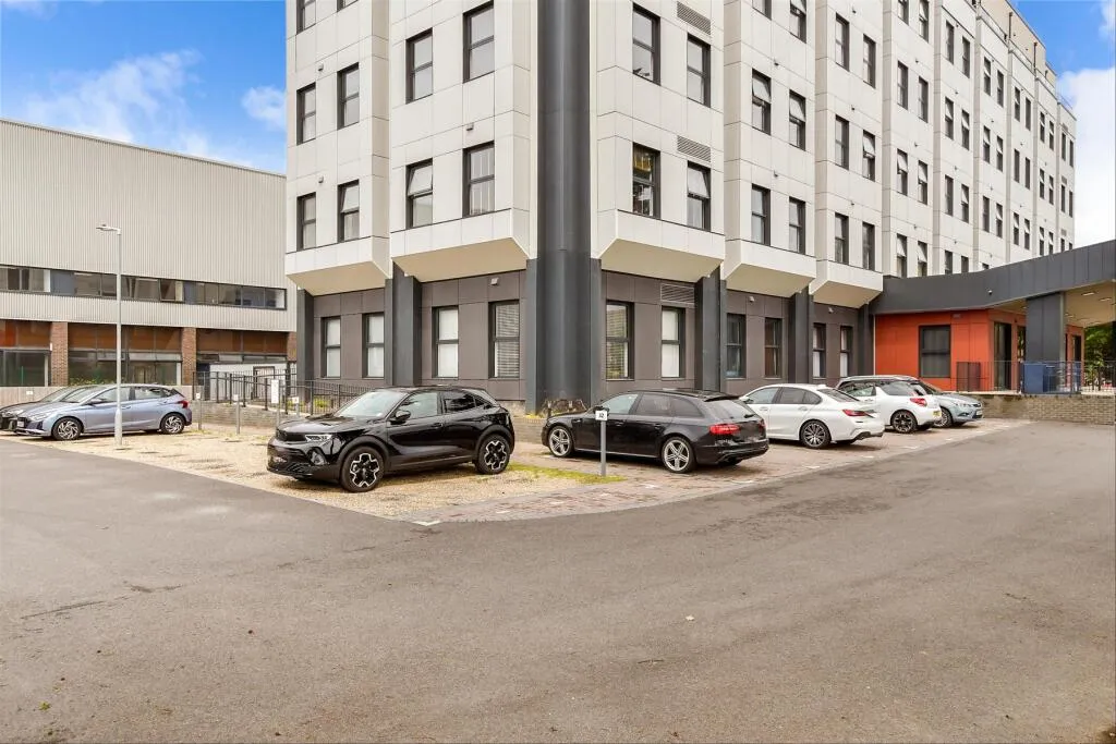 1 bed Apartment