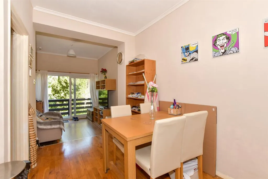 1 bed Apartment