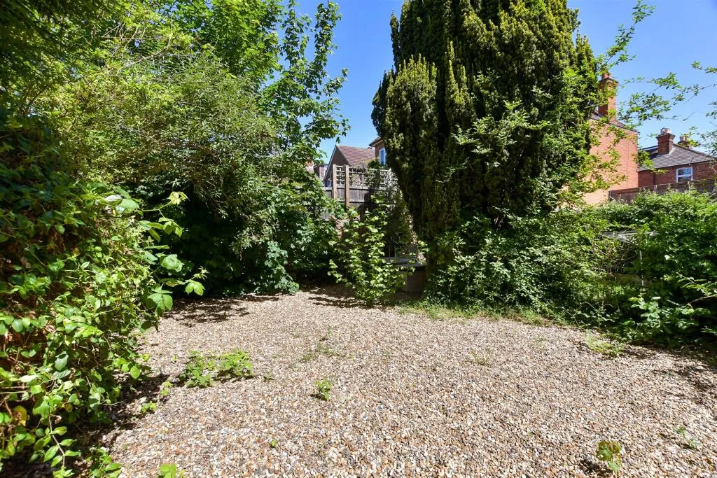 1 bed Apartment