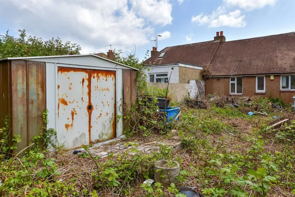 2 bed Bungalow