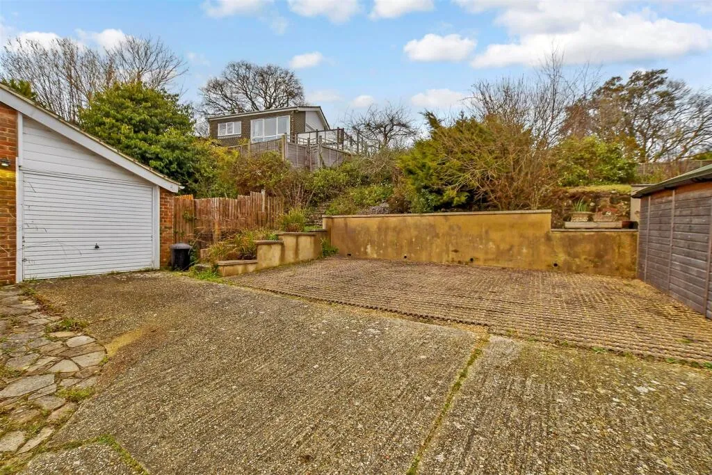 3 bed Detached