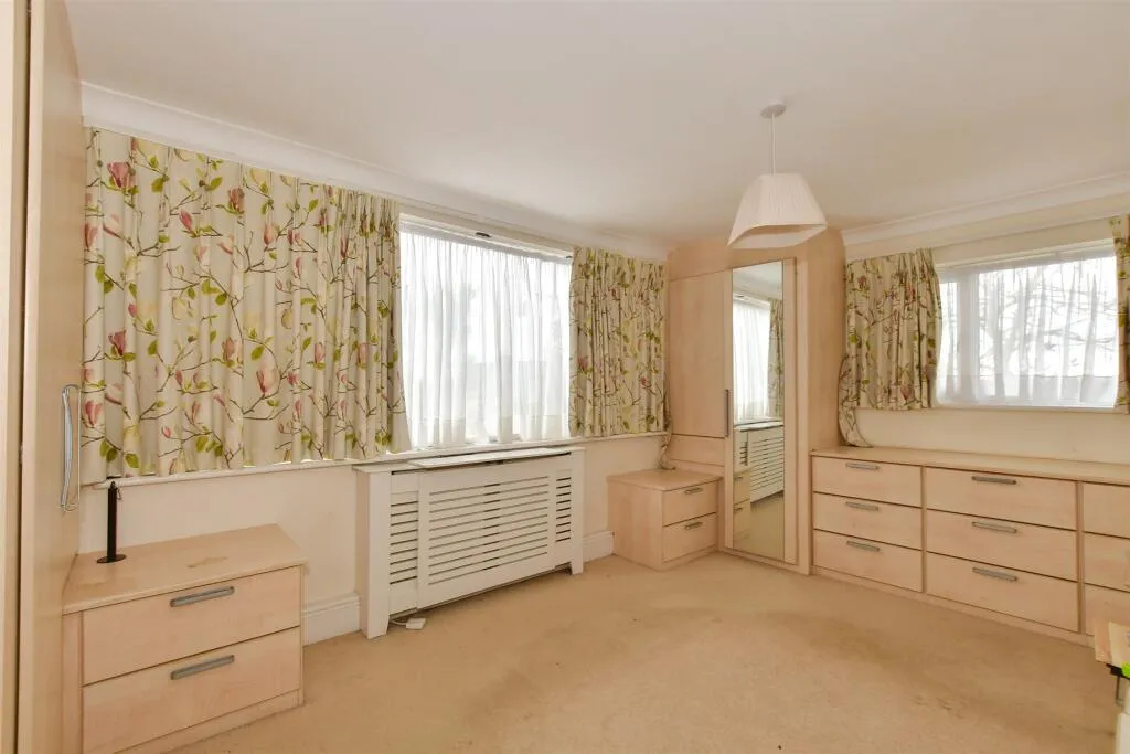 3 bed Detached