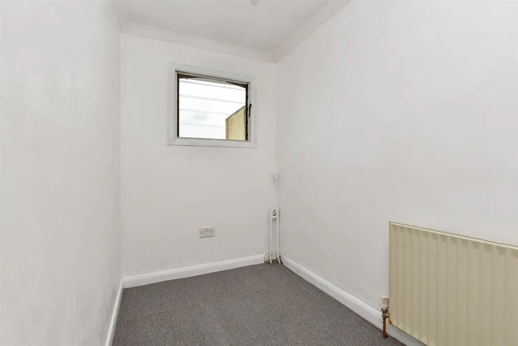 2 bed End of Terrace