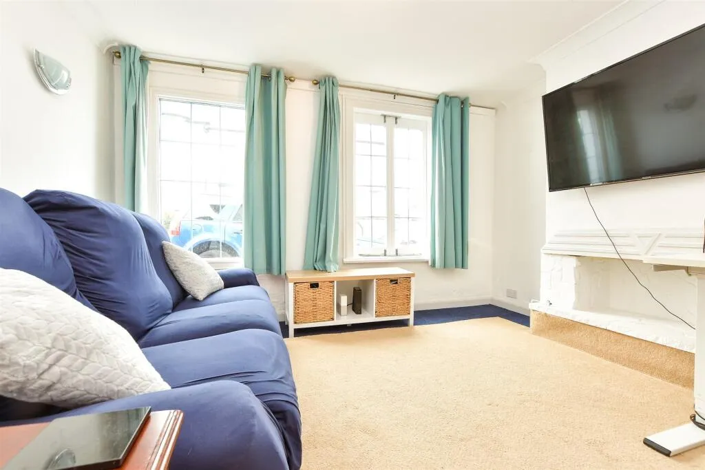 2 bed End of Terrace