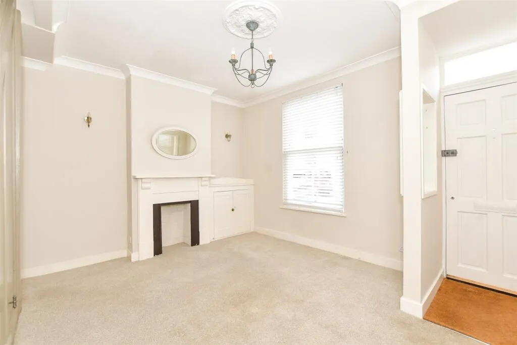 2 bed Terraced