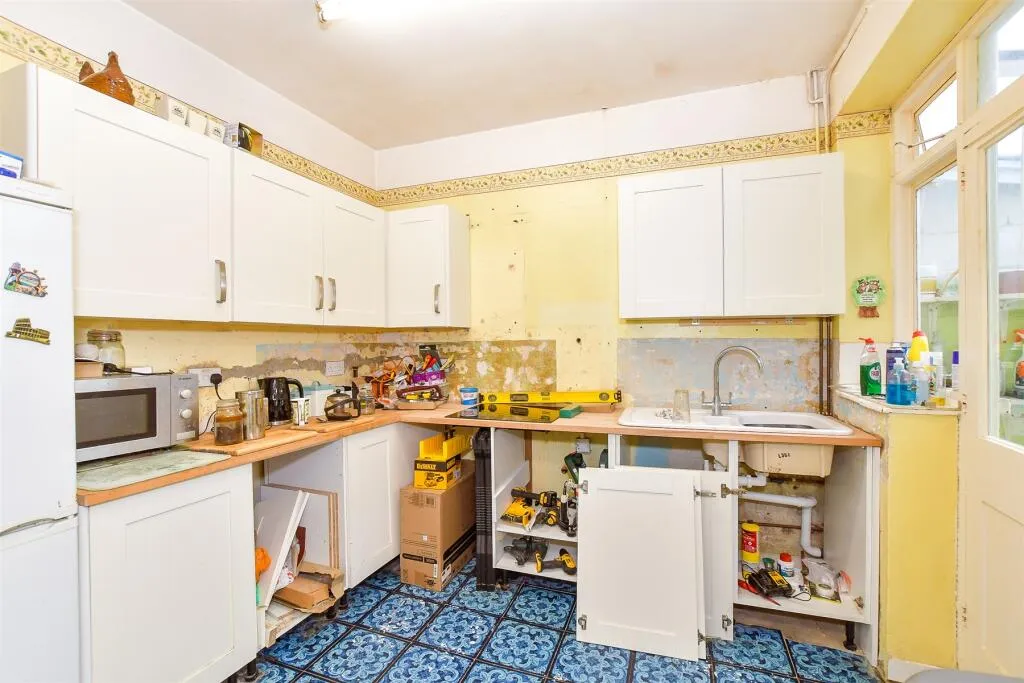 3 bed Terraced