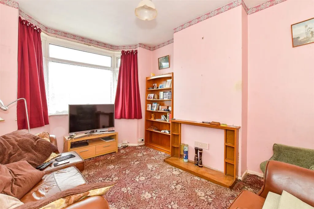 3 bed Terraced