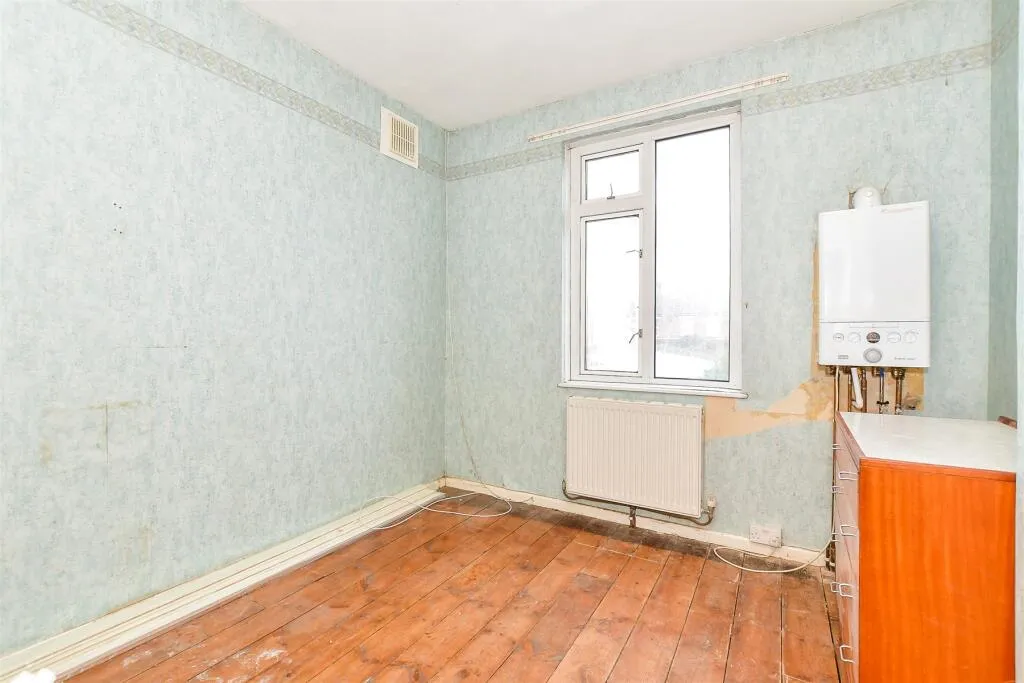 3 bed Terraced