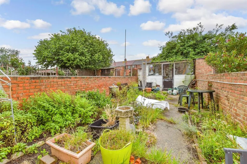 3 bed Terraced