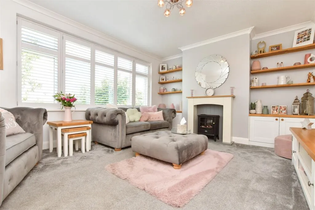 3 bed Semi-Detached