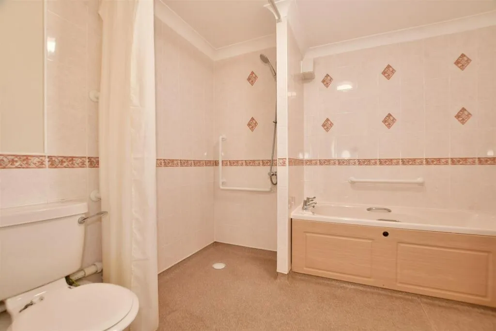 1 bed Retirement Property