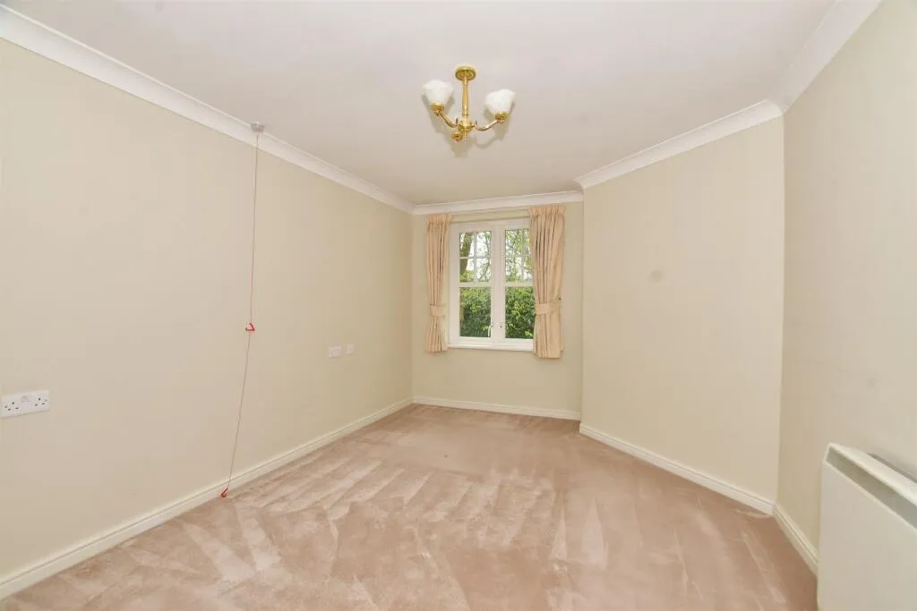 1 bed Retirement Property