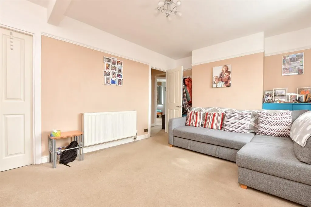 2 bed Apartment