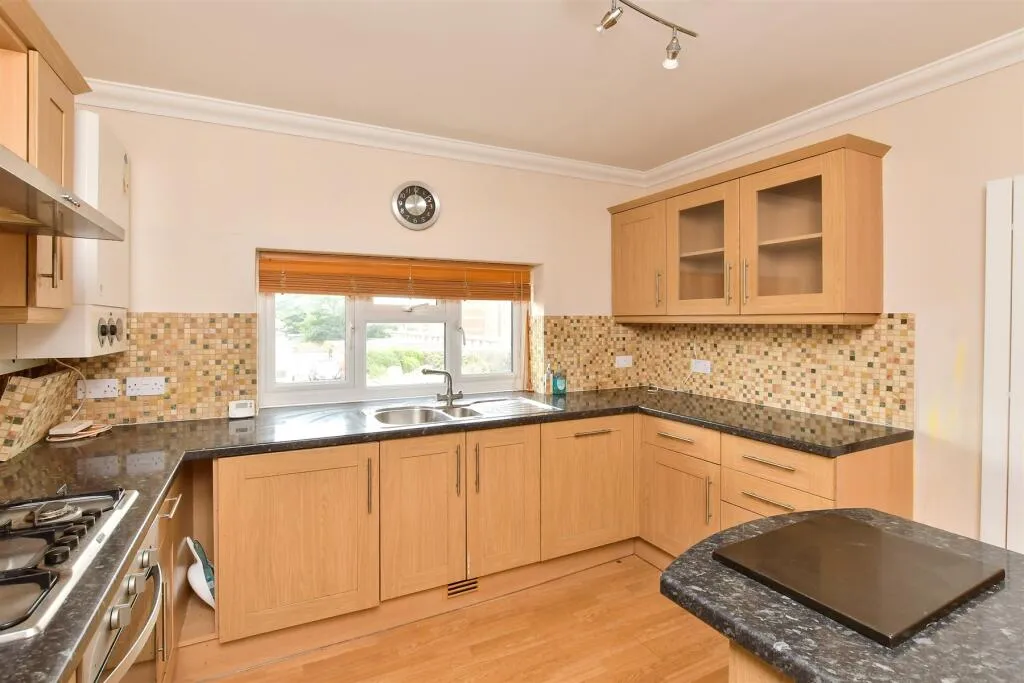 2 bed Apartment