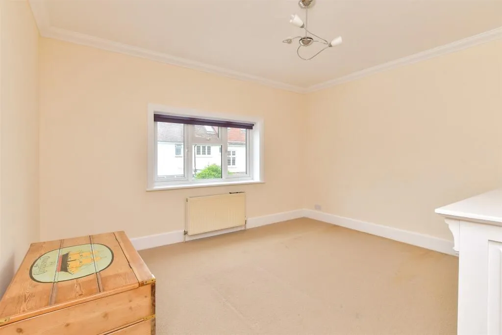 2 bed Apartment