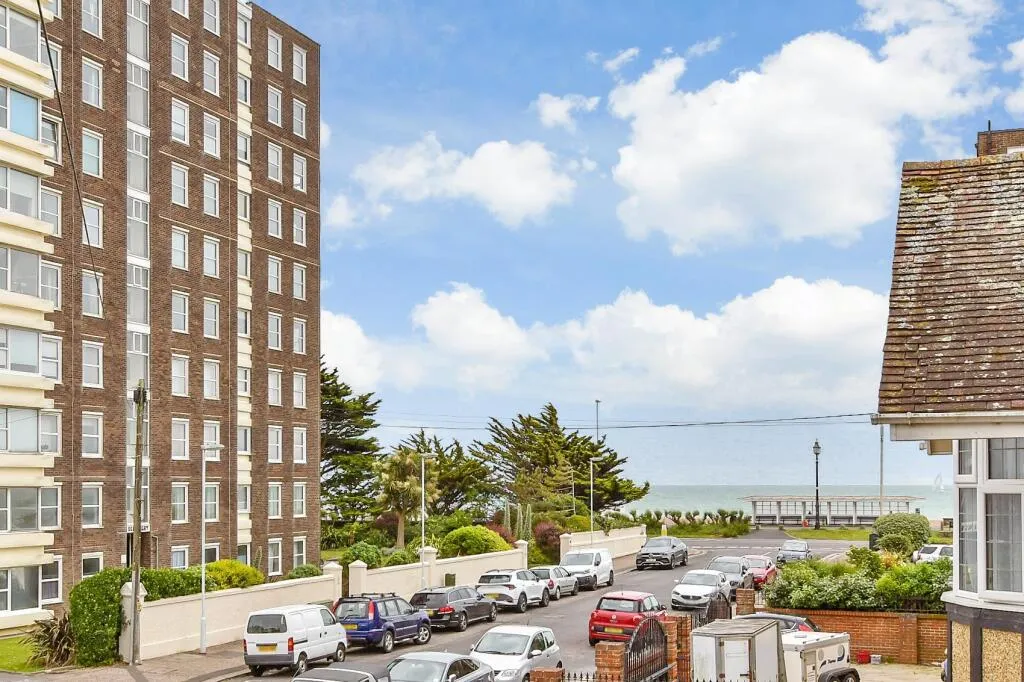 2 bed Apartment