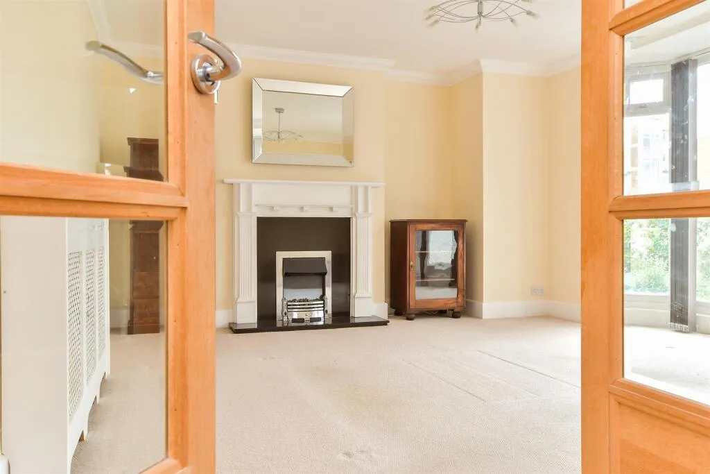 2 bed Apartment