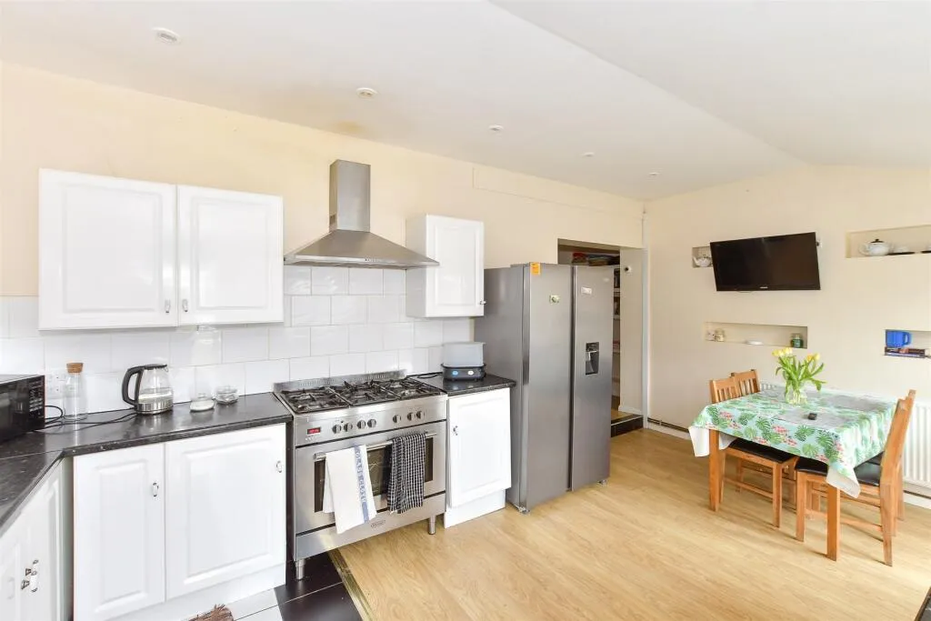 3 bed Semi-Detached