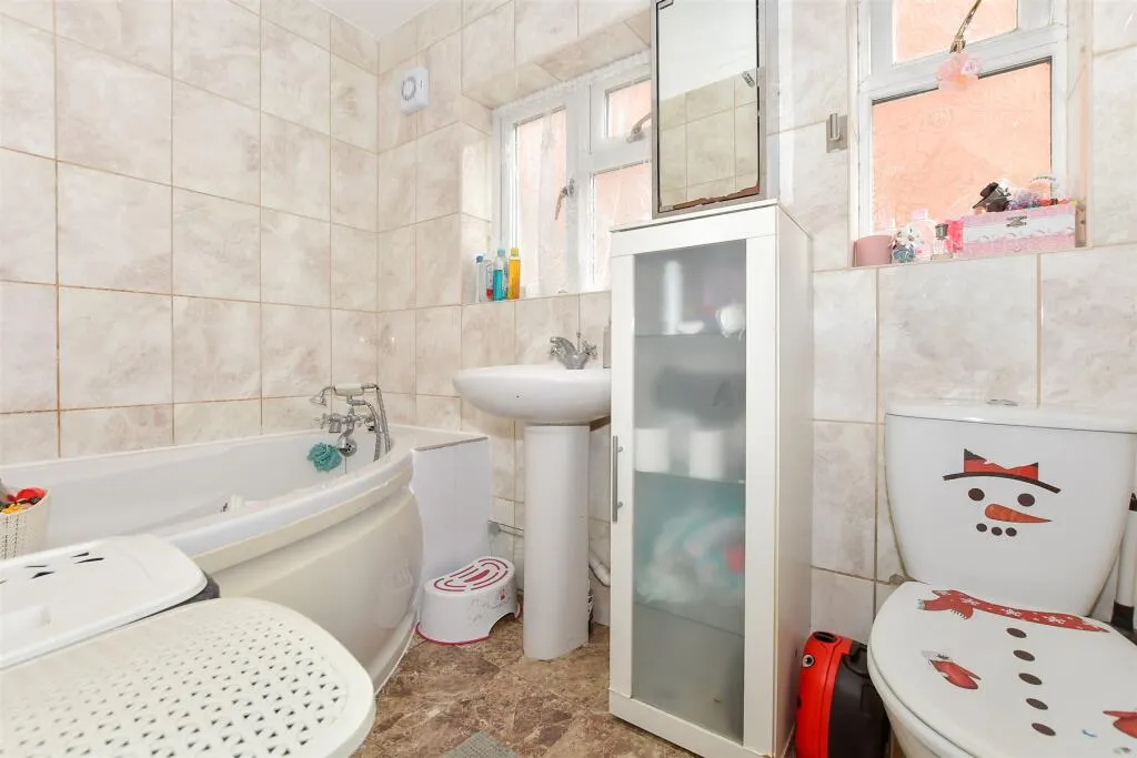 3 bed Semi-Detached